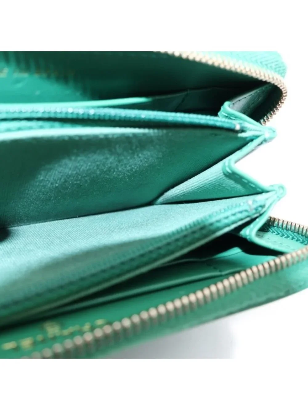 Chanel Chain Coco Wallet Card Case Green Leather Gold